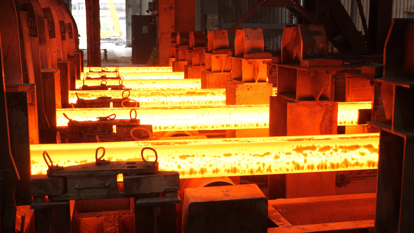 Hot steel Pile of timber