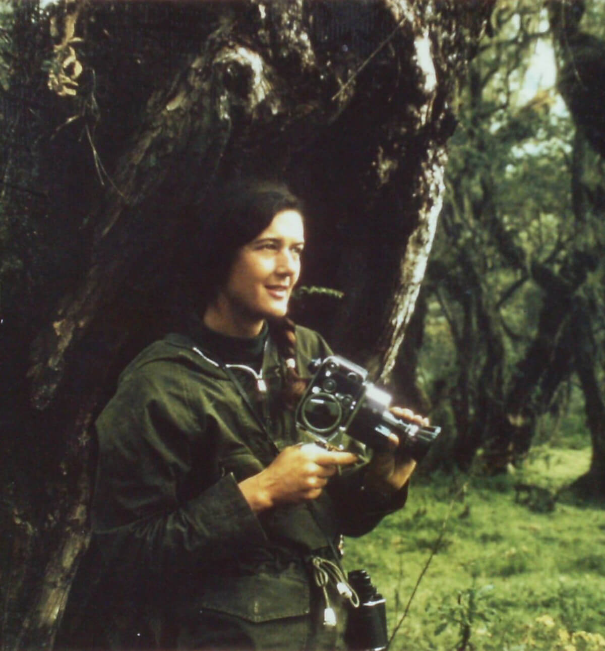 Dian Fossey holding her camera. Image credit: Courtesy of Dian Fossey Gorilla Fund Dian Fossey holding her camera. Image credit: Courtesy of Dian Fossey Gorilla Fund