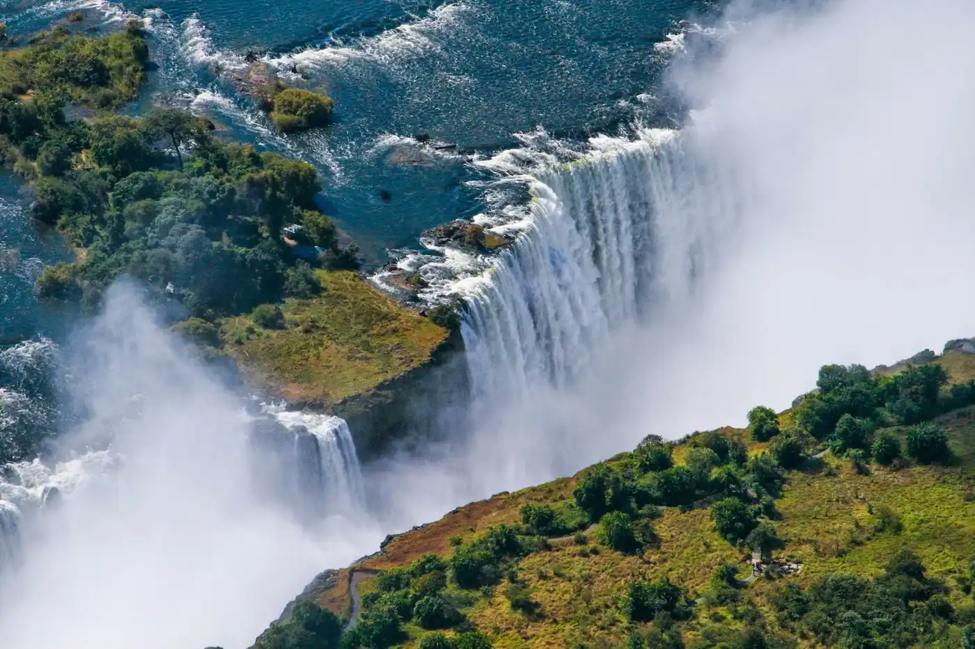 Greater African Subequatorial Savannas & Mixed Woodlands (AT11)
