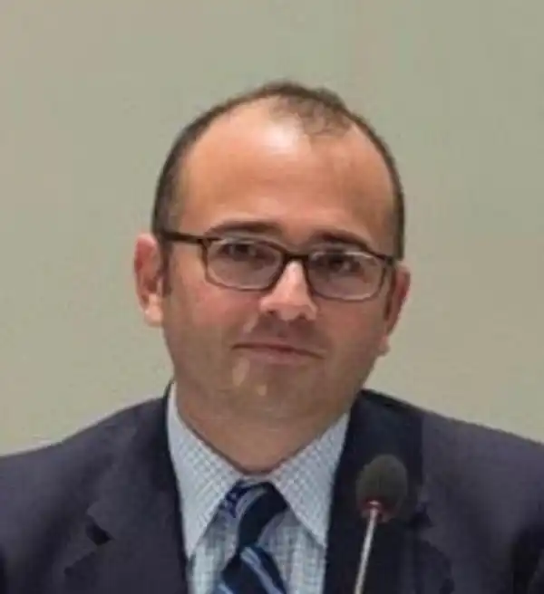 Zachary Tofias